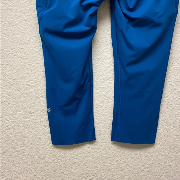 Lululemon Fast and Free Reflective Cropped Leggings - Picture 6 of 8